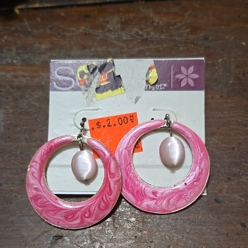 Vintage y2k SO pink Swirl Hoop Earrings with Pearl bead Accent
